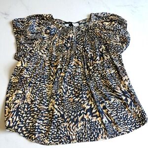 Anthropologie Printed Top Short Sleeve Neck Ties Loose Fit Pleated Tan Navy XL